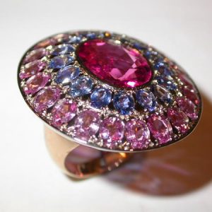 Bague « merveille », or rose, centre tourmaline rose