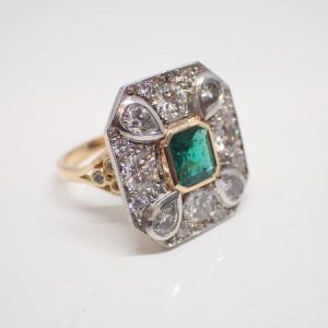 Bague emeraude et diamants