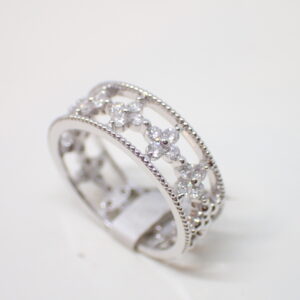 Bague fleurettes diamants or blanc