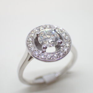 Bague marguerite or blanc diamants