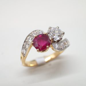 Bague toi et moi rubis diamants style 1900