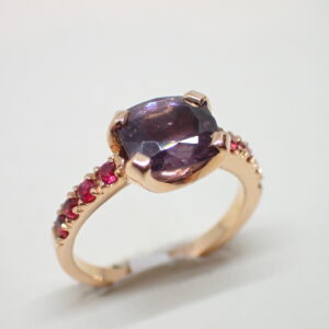 Bague spinelles violet et roses