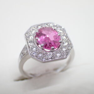 Bague saphir rose et diamants