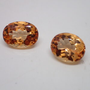 2 topazes ovales 4,31 carats