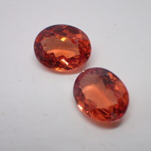 Paire de grenats spessartites 7,32 carats