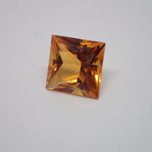 Citrine carrée 6,62 carats