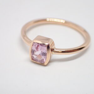 Bague or rouge et morganite