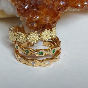 Bagues or blanc, diamants et grenats tsavorites