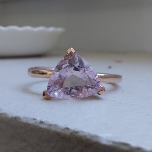 Bague or jaune quartz rose