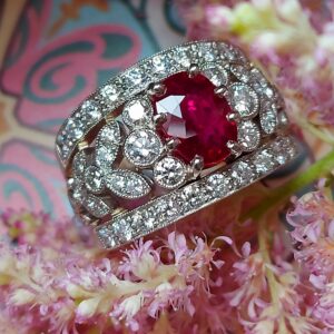 Bague or blanc rubis